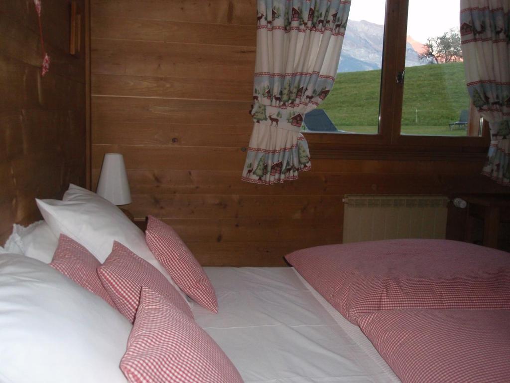 Bed and Breakfast Lou Stalet Au Pays Du Mont Blanc "Charmance" Cordon Zimmer foto